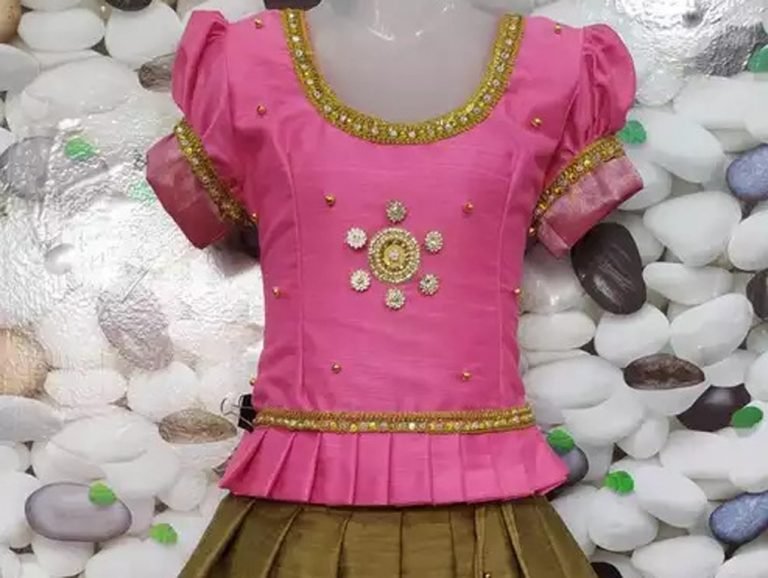 Kuttis Pattu Pavadai design 6